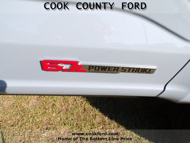 New 2027 Glacier Gray Metallic Tri-Coat Ford F-250® King Ranch® image 11