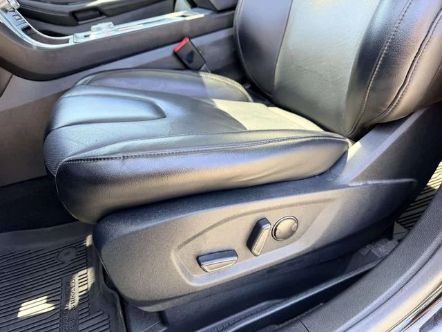 Used 2022 Black Ford Titanium image 15