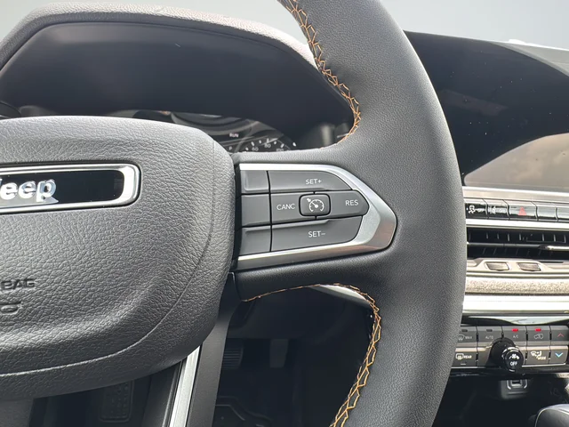 2026 Jeep Compass 85th Anniversary - Photo 17