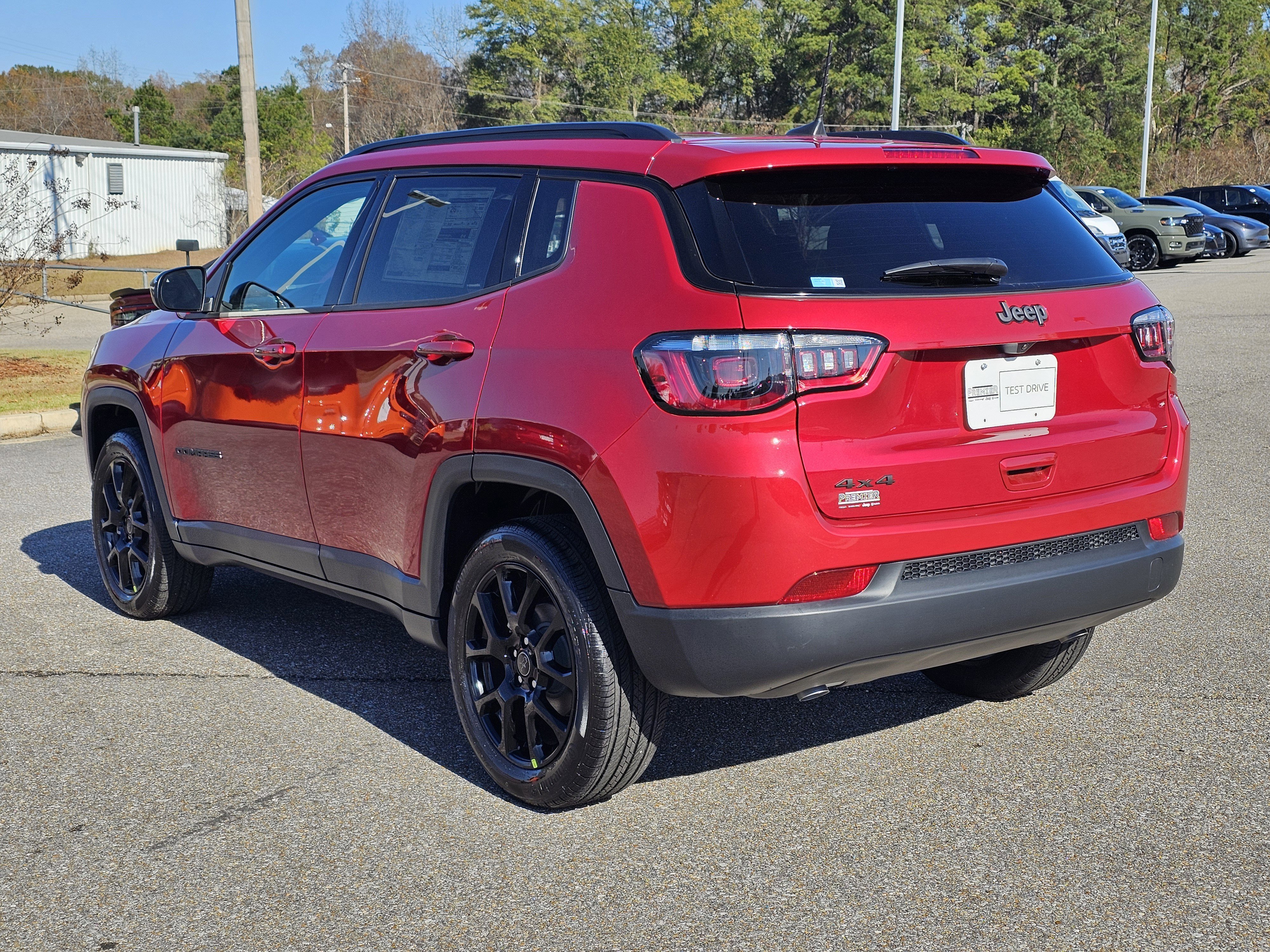 New 2026 Red Hot Pearlcoat Jeep Latitude Altitude image 12