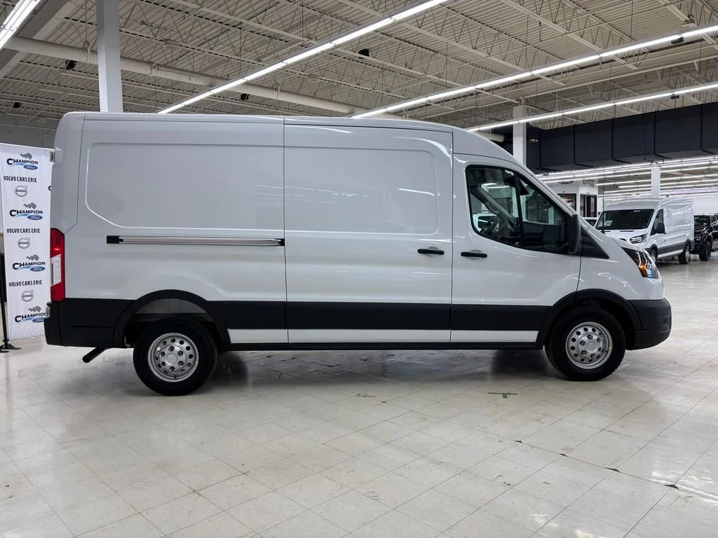 New 2026 Oxford White Ford Cargo Van image 5