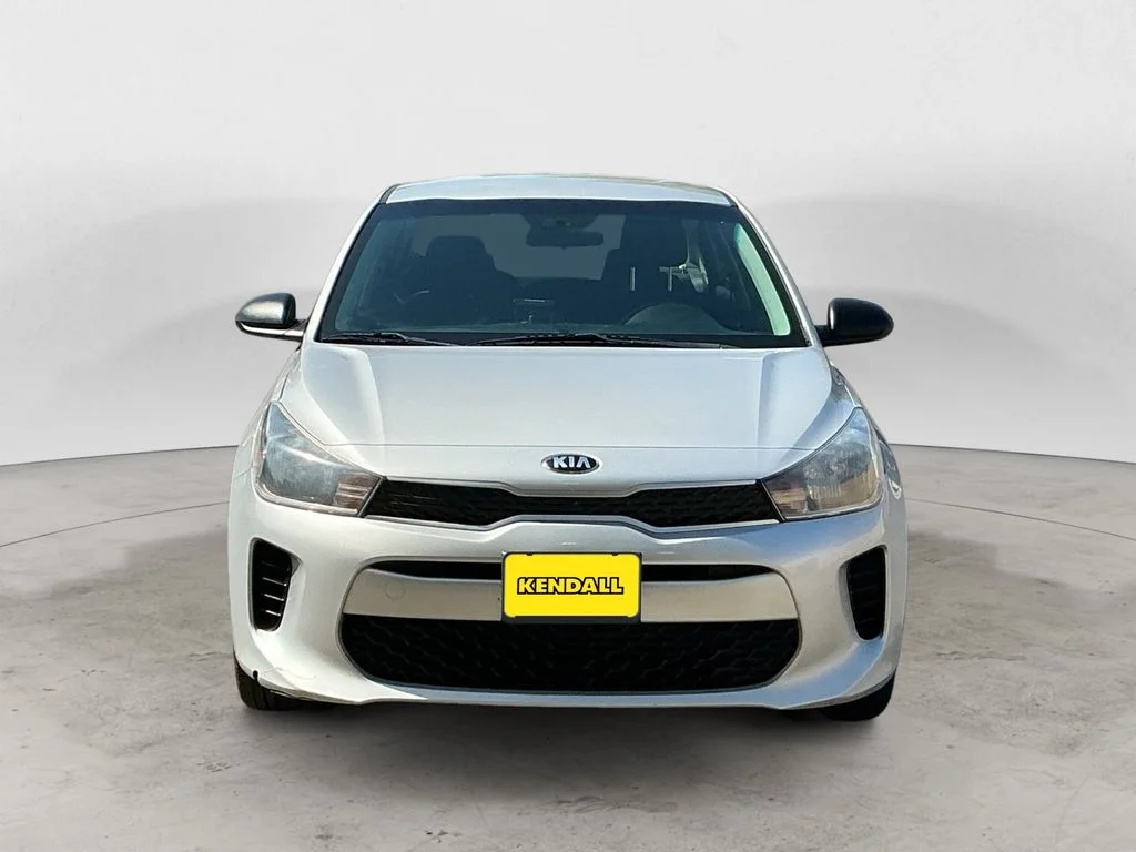 Used 2018 Silver Kia LX image 2