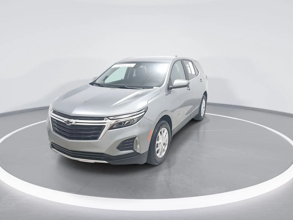 Used 2024 Gray Chevrolet LT image 3