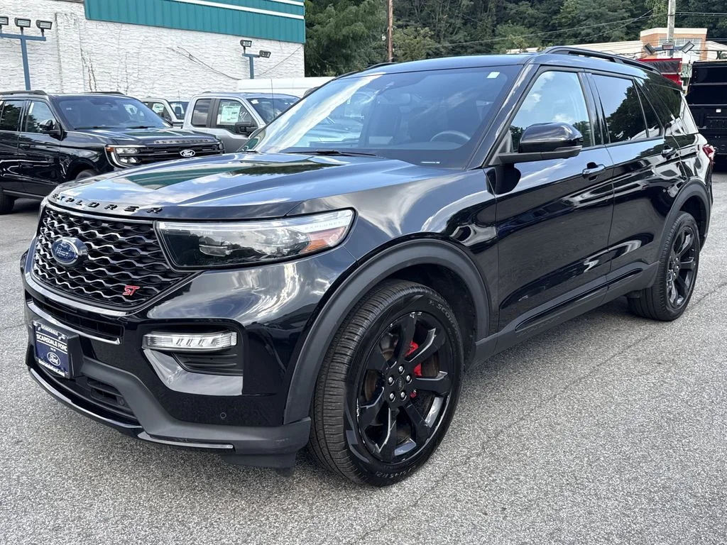 Used 2023 Agate Black Metallic Ford ST image 7