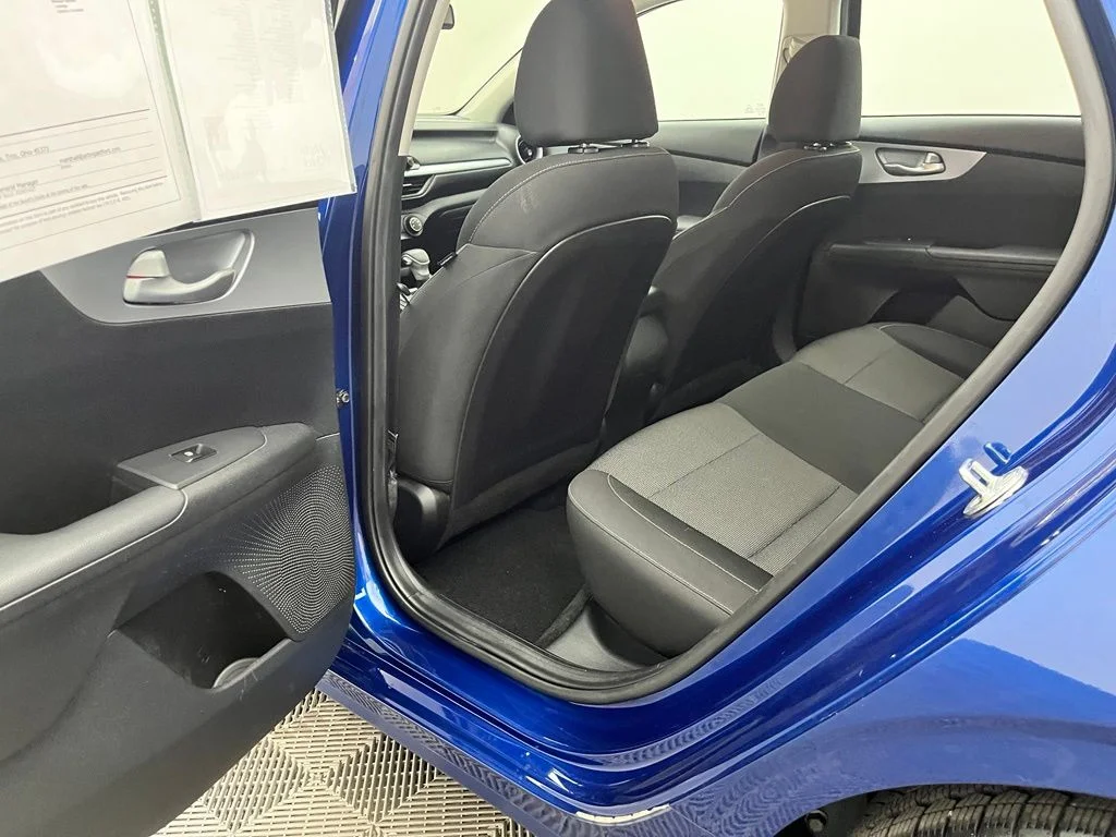 Used 2023 Blue Kia LXS image 36