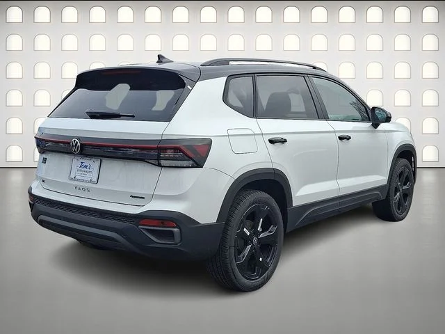 New 2026 White Volkswagen 1.5T SE Black image 4