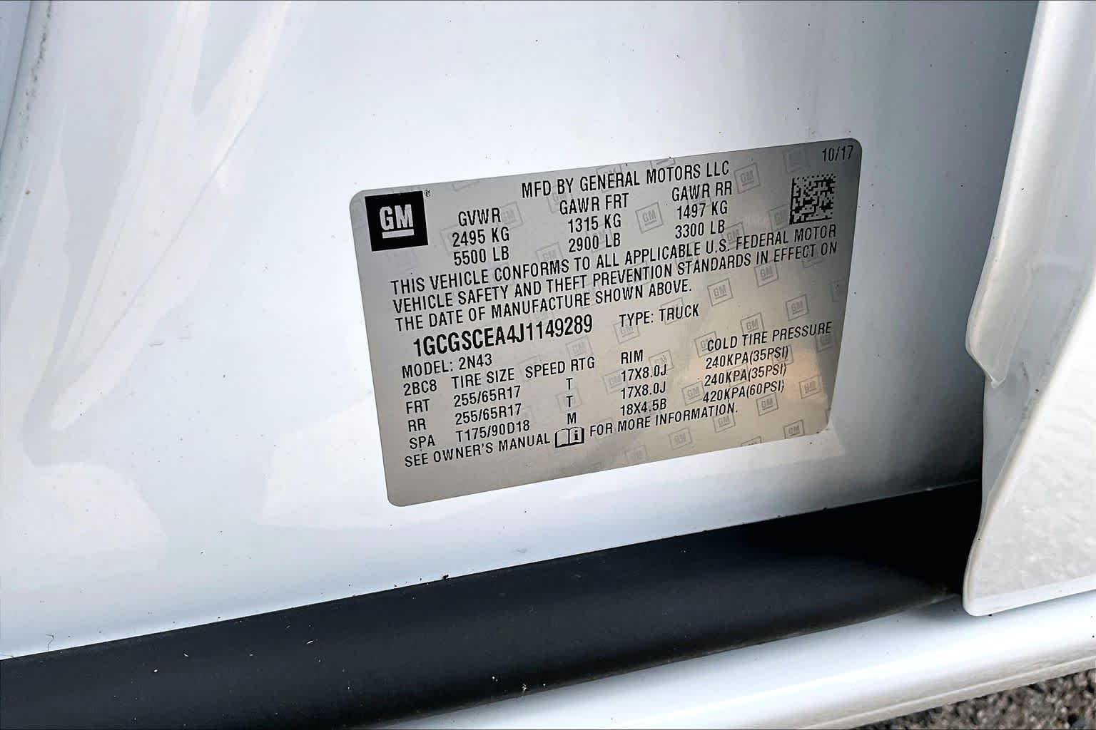 Used 2018 Summit White Chevrolet 2WD LT image 34