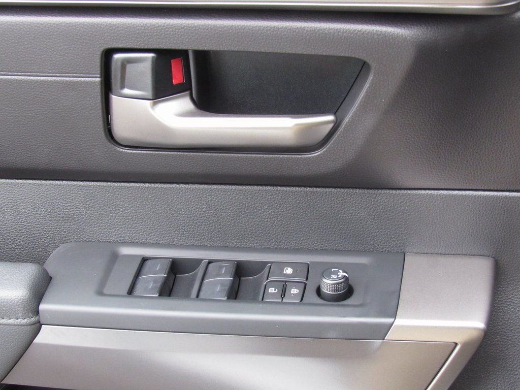 2026 Toyota Tundra SR5 - Photo 38