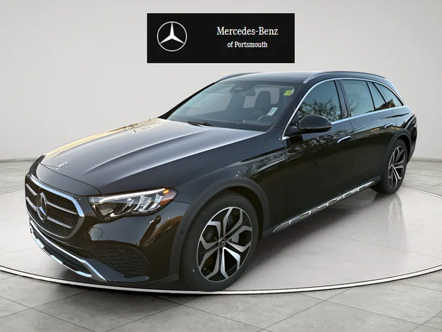 
                                New 2025 Mercedes-Benz E 450