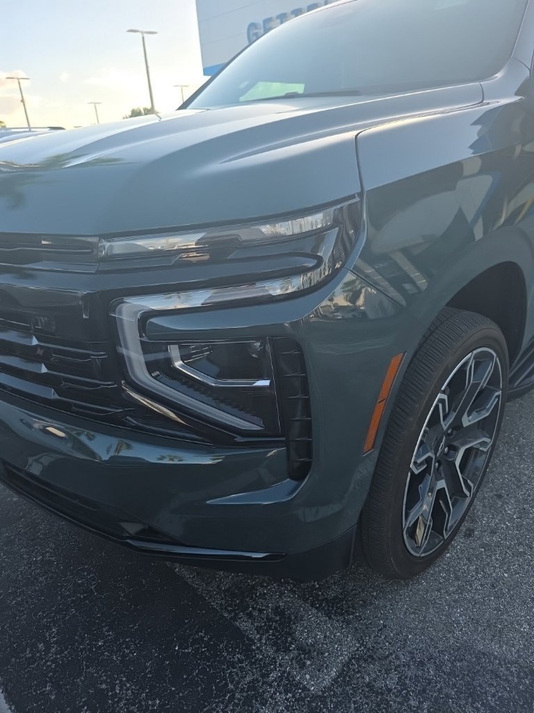 Used 2025 Cypress Gray Chevrolet RST image 1
