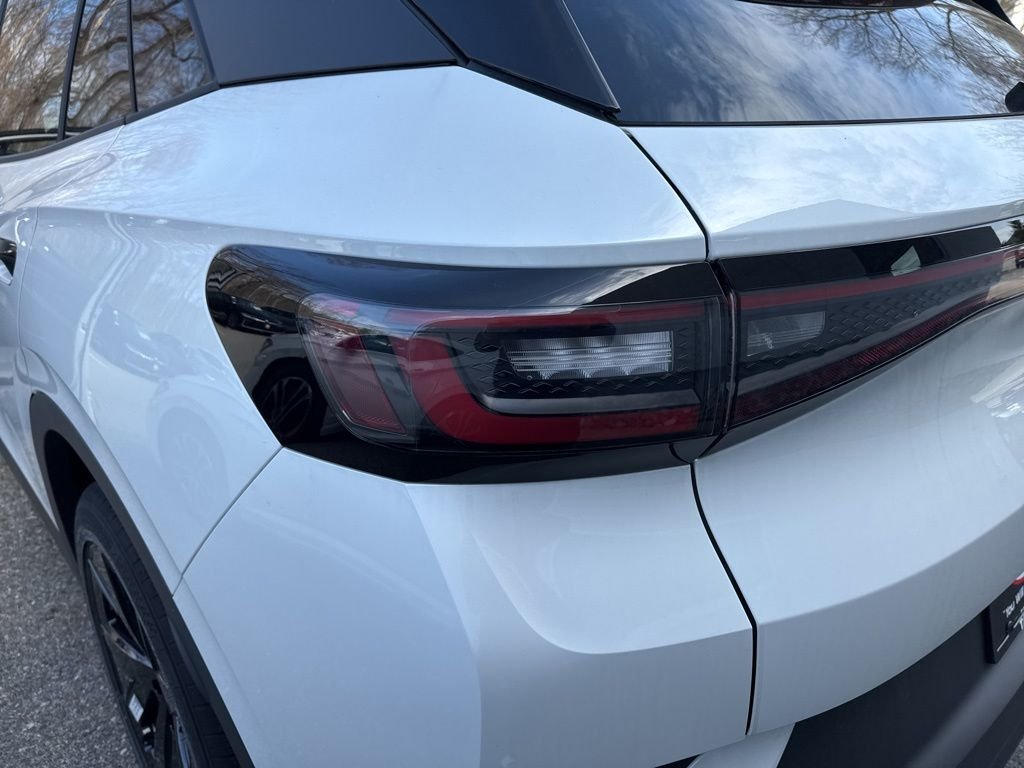 New 2025 White Volkswagen Pro S Plus image 27