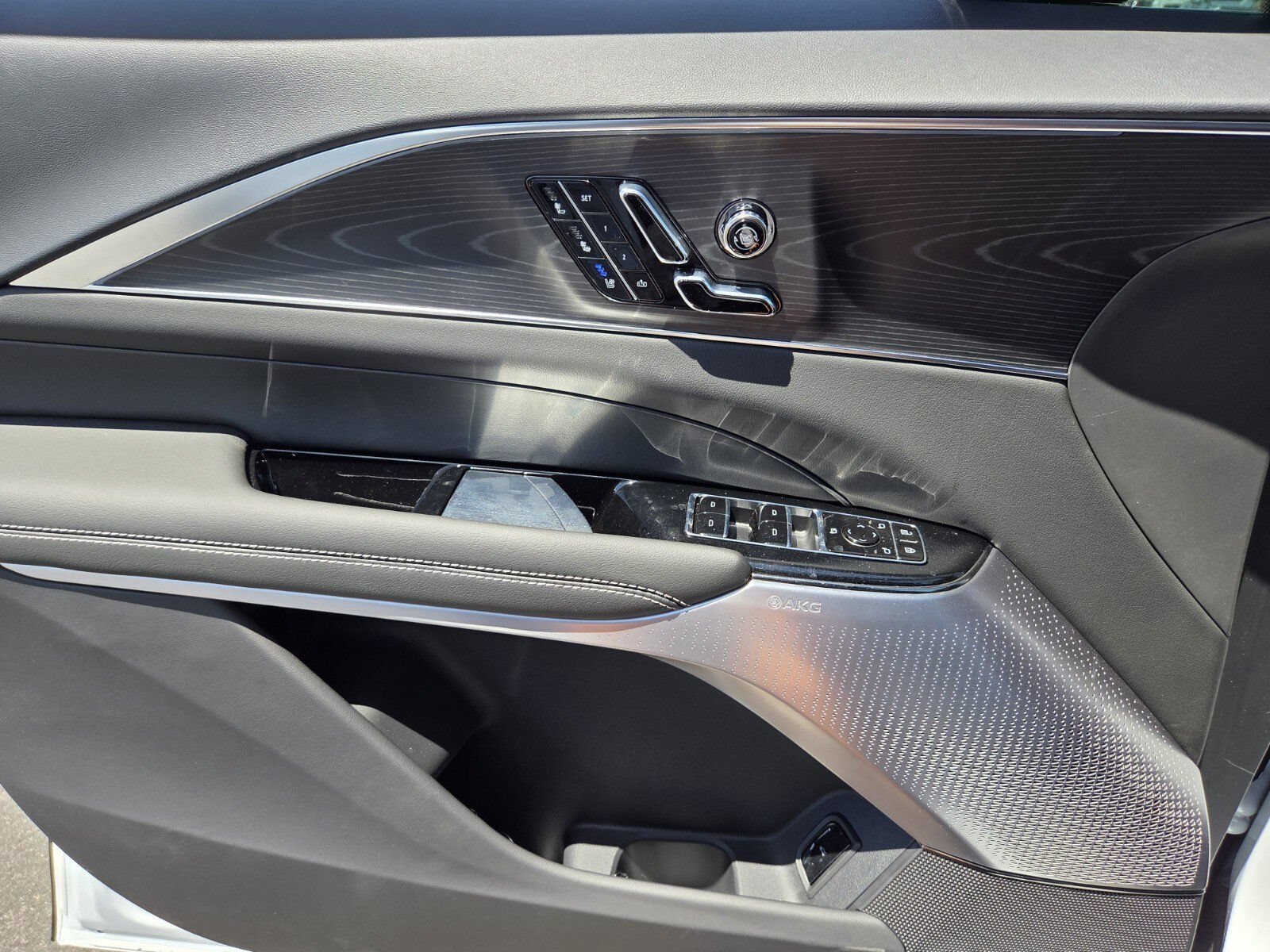 2026 Cadillac LYRIQ Premium Sport - Photo 18