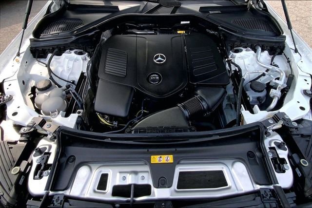 Used 2026 White Mercedes-Benz GLC 300 image 26