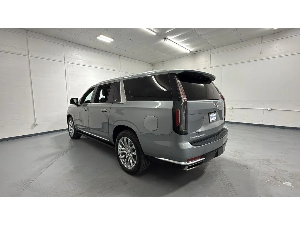 Used 2023 Argent Silver Metallic Cadillac Premium Luxury Platinum image 6