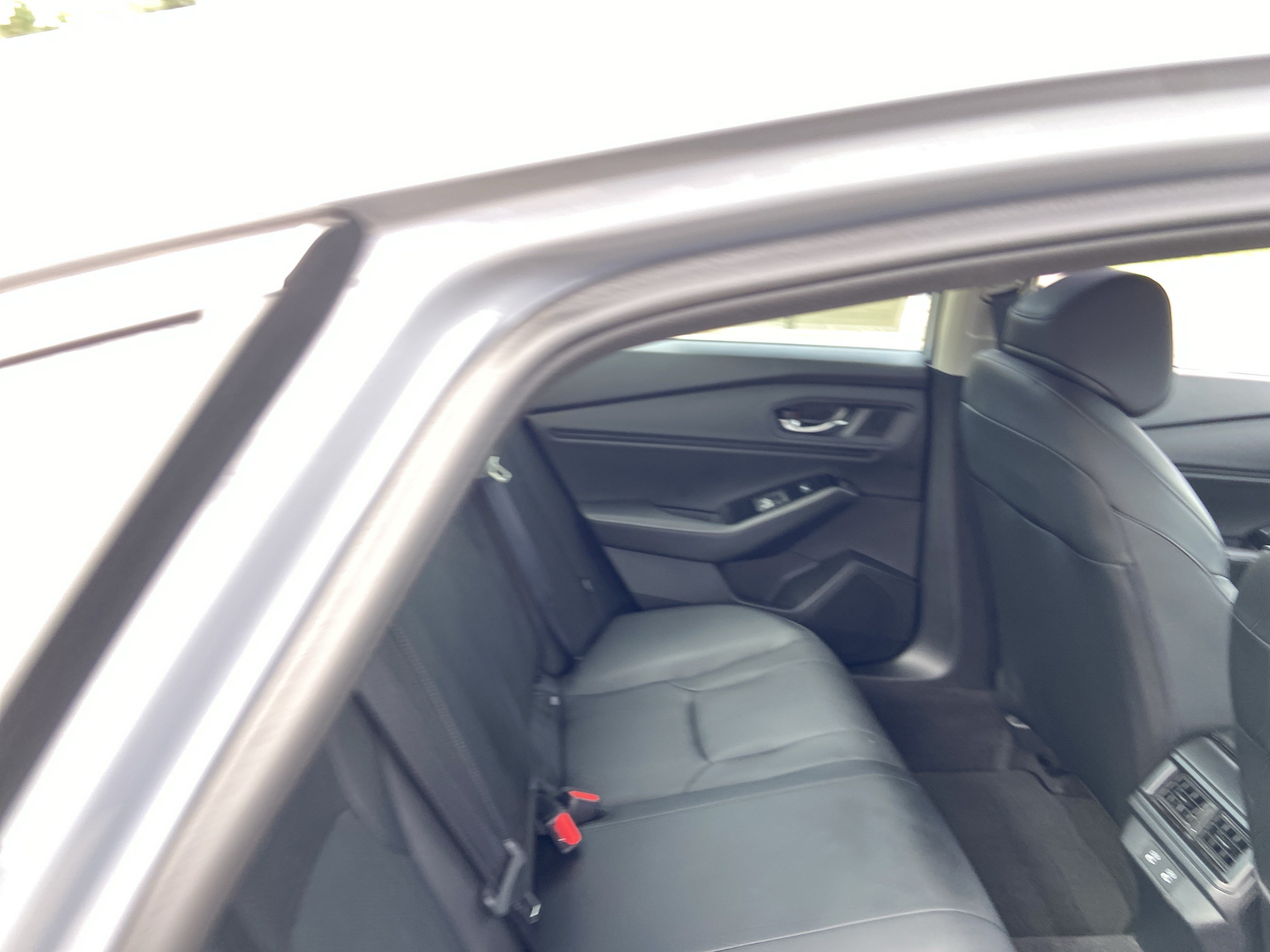 Used 2023 Urban Gray Pearl Honda Touring image 21