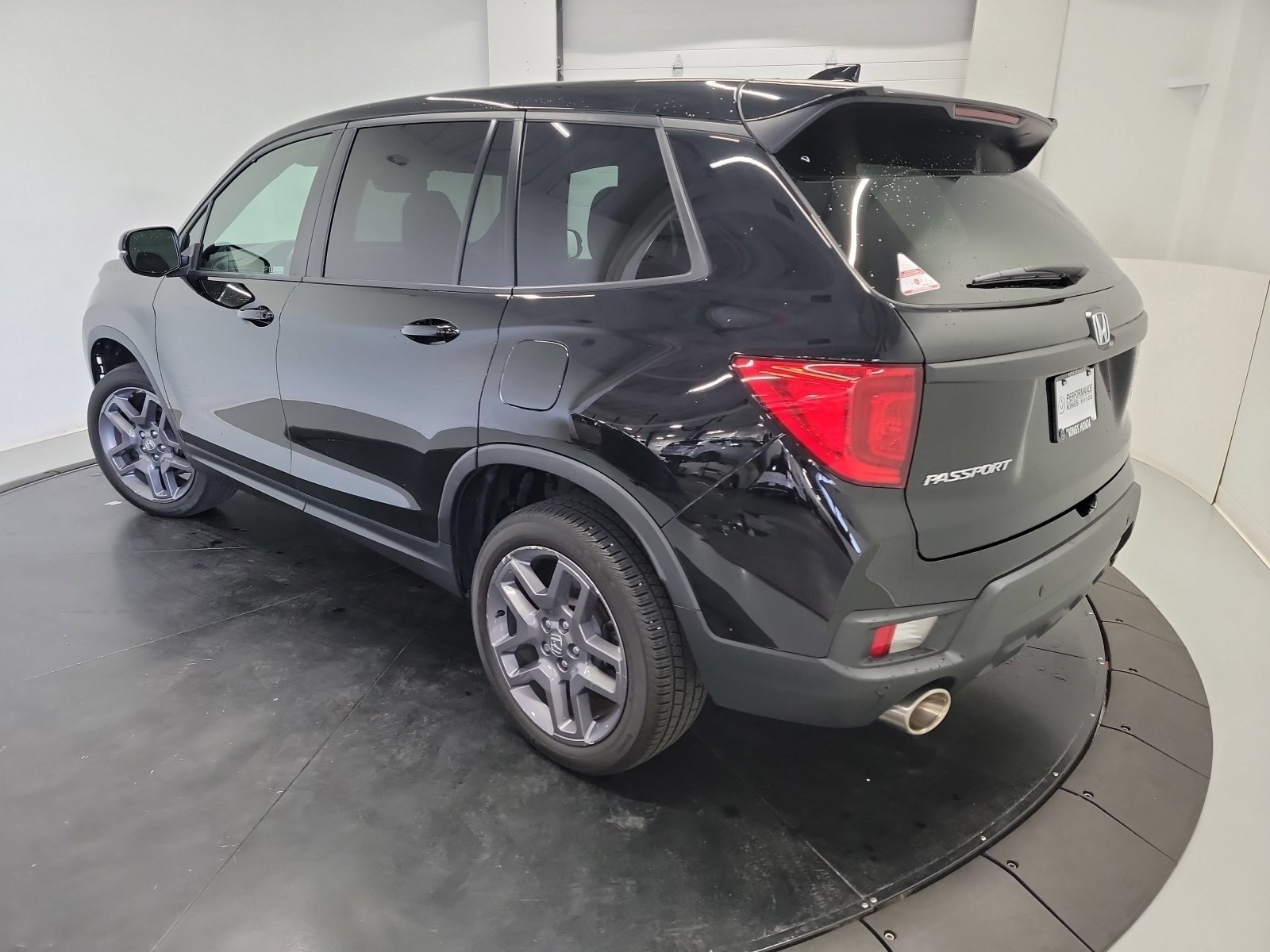 Certified Used 2023 Crystal Black Pearl Honda AWD EX-L image 6