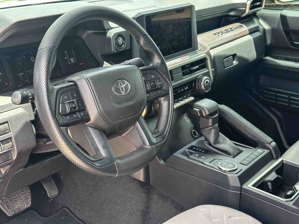 Certified Used 2026  Toyota SR5 image 34