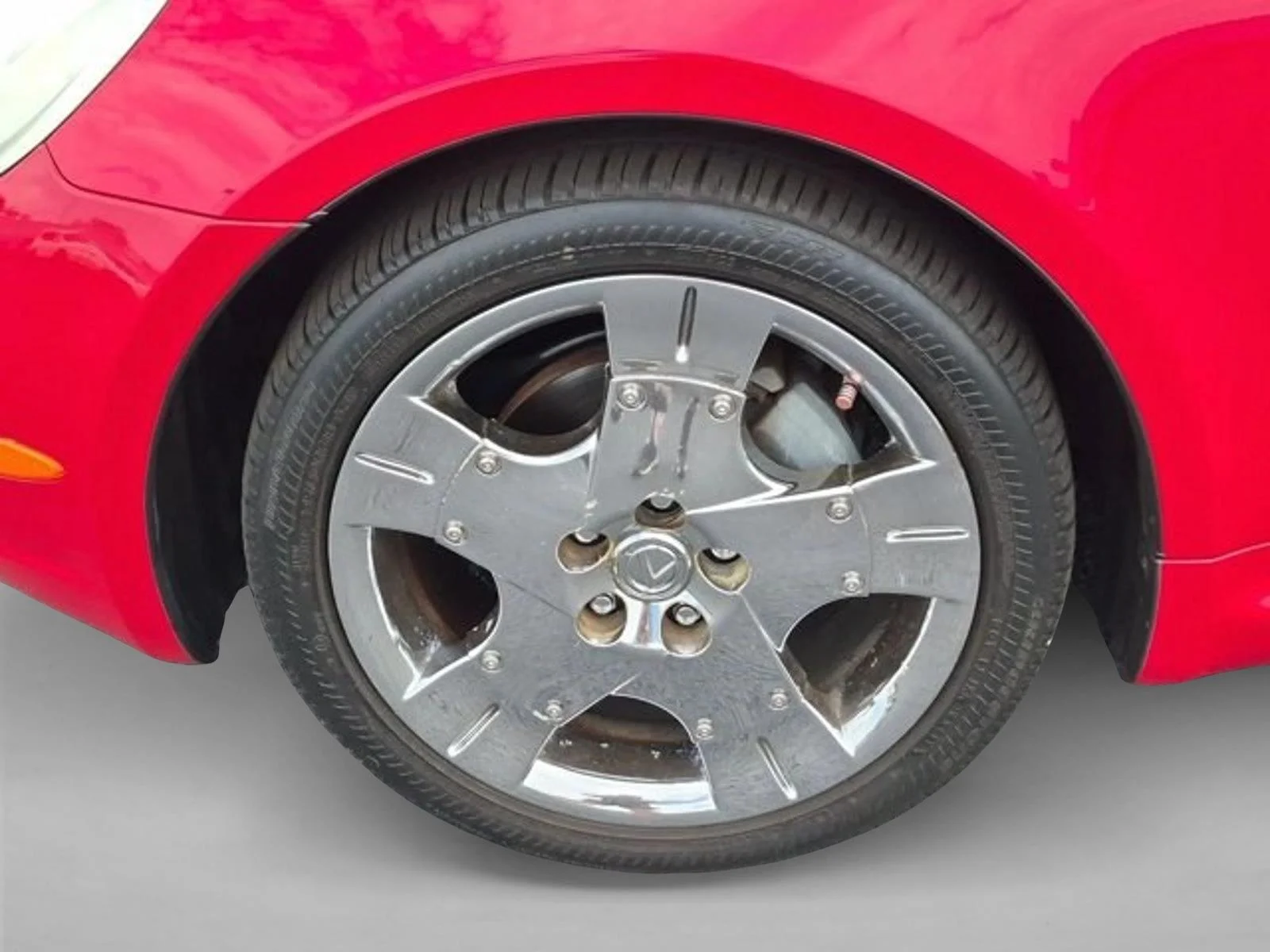 Used 2005 Red Lexus  image 21