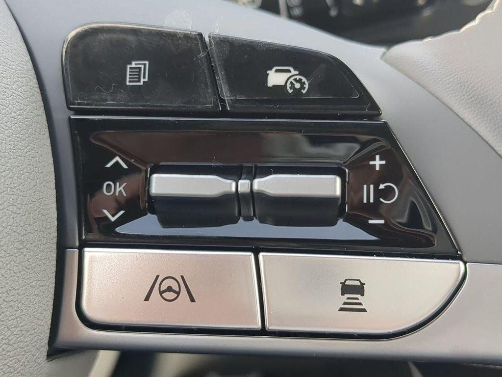New 2026 Black Hyundai SEL Sport Premium image 29