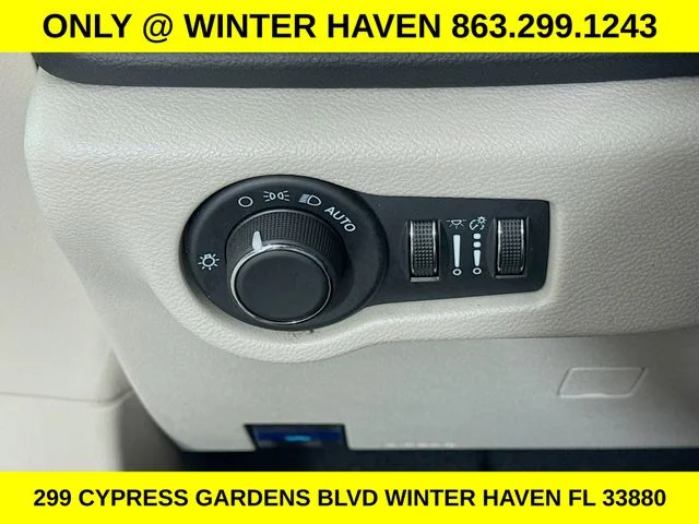 Used 2024 Black Chrysler LX image 10