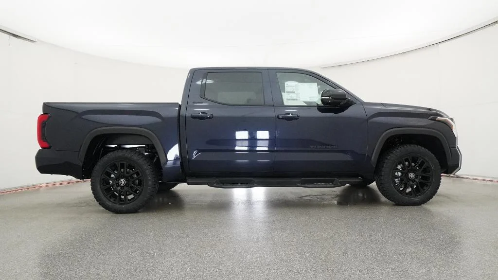 2026 Toyota Tundra Limited - Photo 10