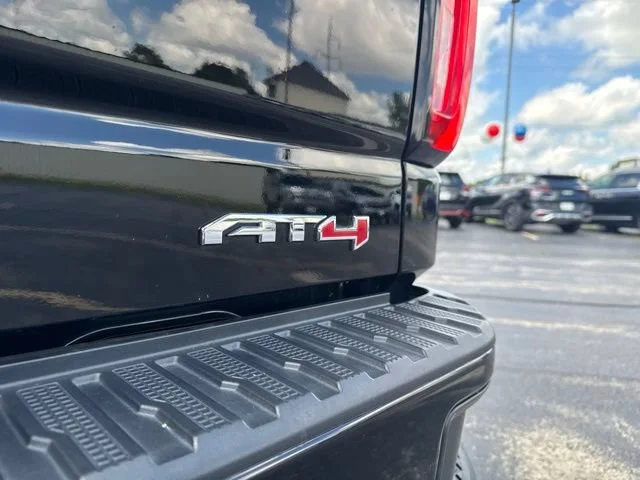 2023 GMC Sierra 1500 AT4 - Photo 17