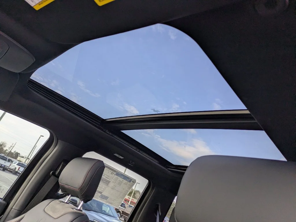 New 2026 Agate Black Metallic Ford XLT image 15