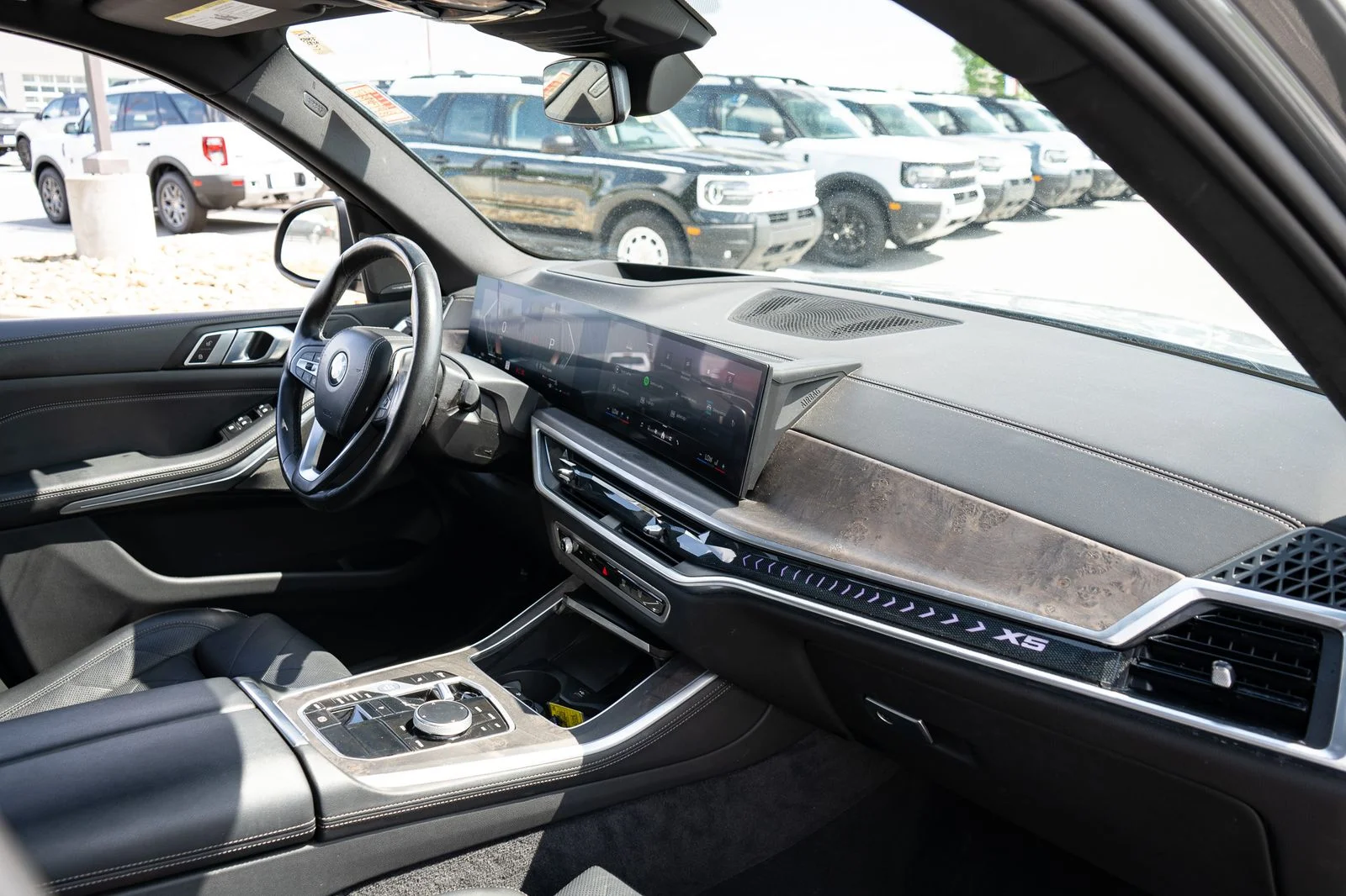 Used 2024 Gray BMW sDrive40i image 22