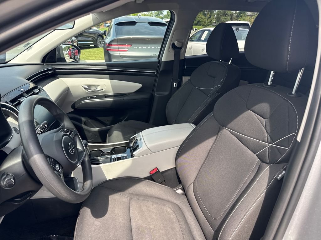 Used 2023 Silver Hyundai SEL image 13