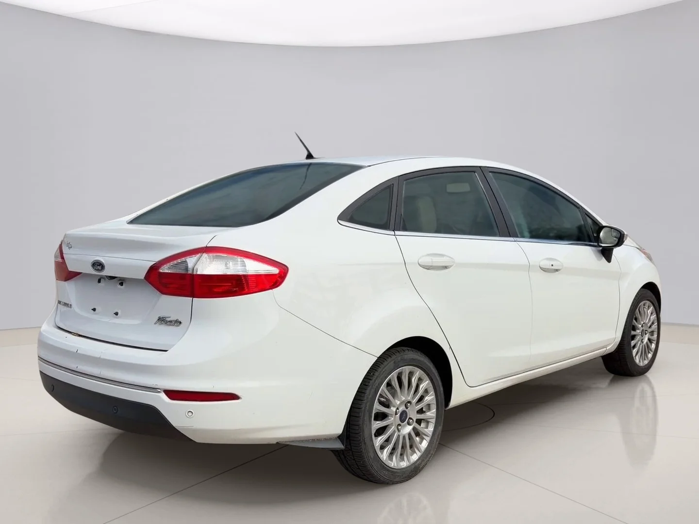 Used 2014 White Ford TITANIUM image 5
