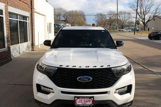 Used 2020 White Ford ST image 34