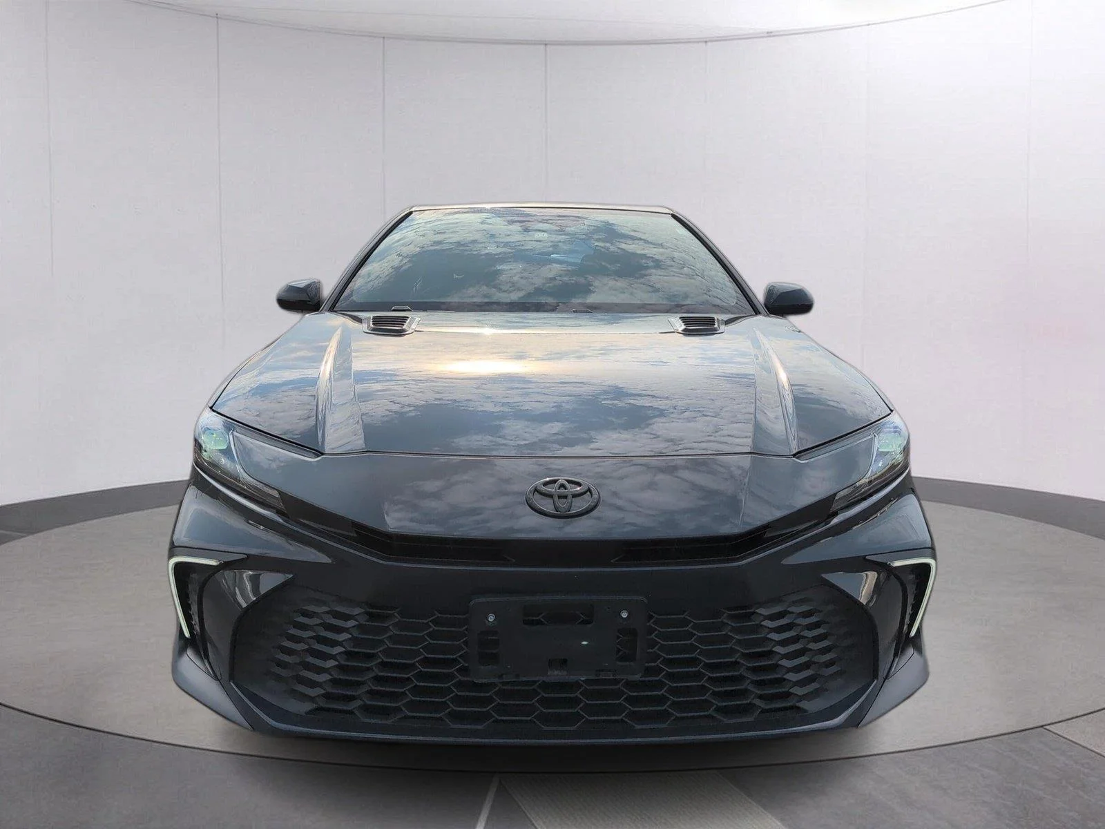 Used 2025 Underground Toyota SE image 8