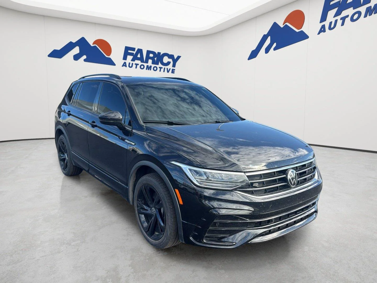 Used 2024 Deep Black Pearl Volkswagen SE R-Line Black image 1
