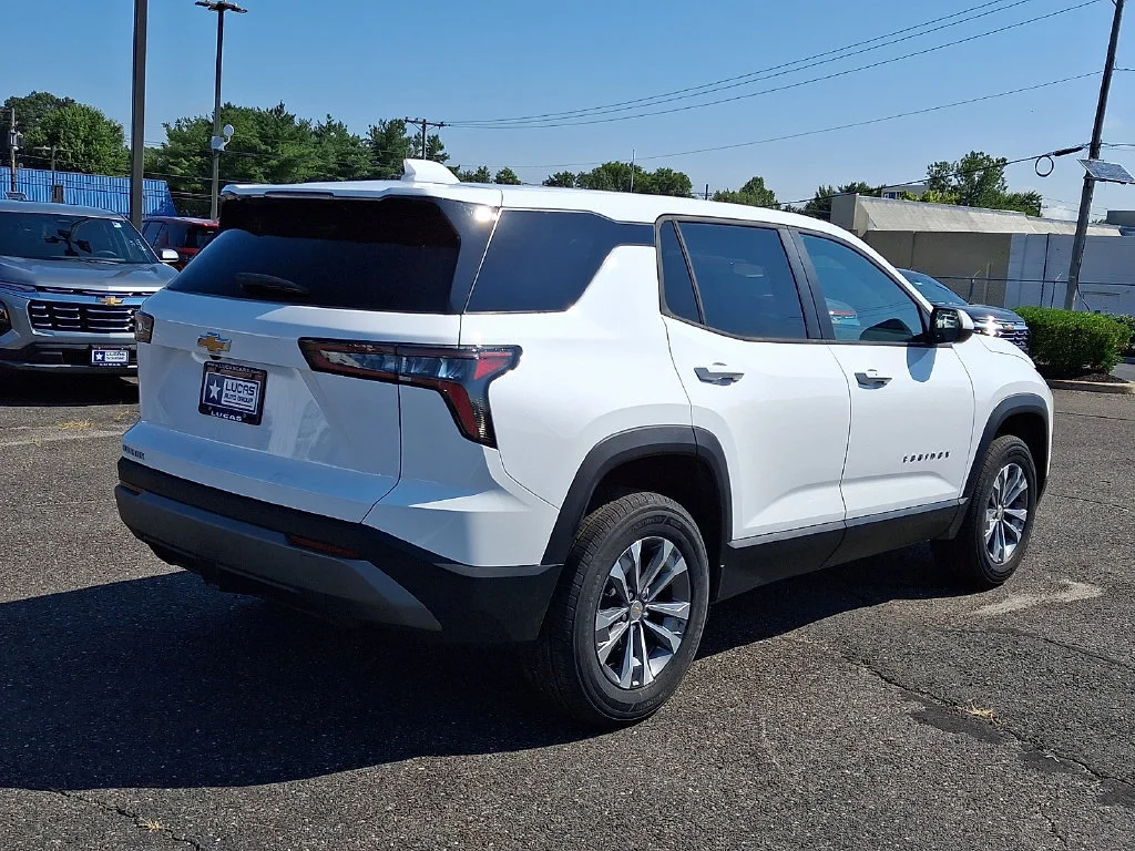 New 2026 Summit White Chevrolet LT image 8