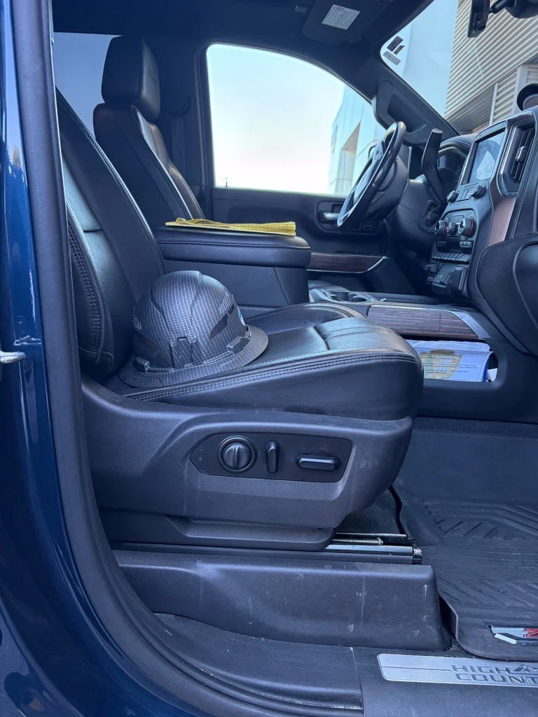 Used 2020 Blue Chevrolet High Country image 19