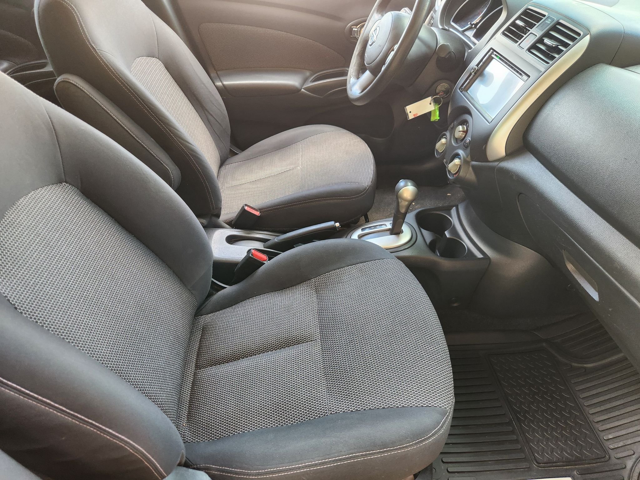 Used 2014 Titanium Nissan SV image 14