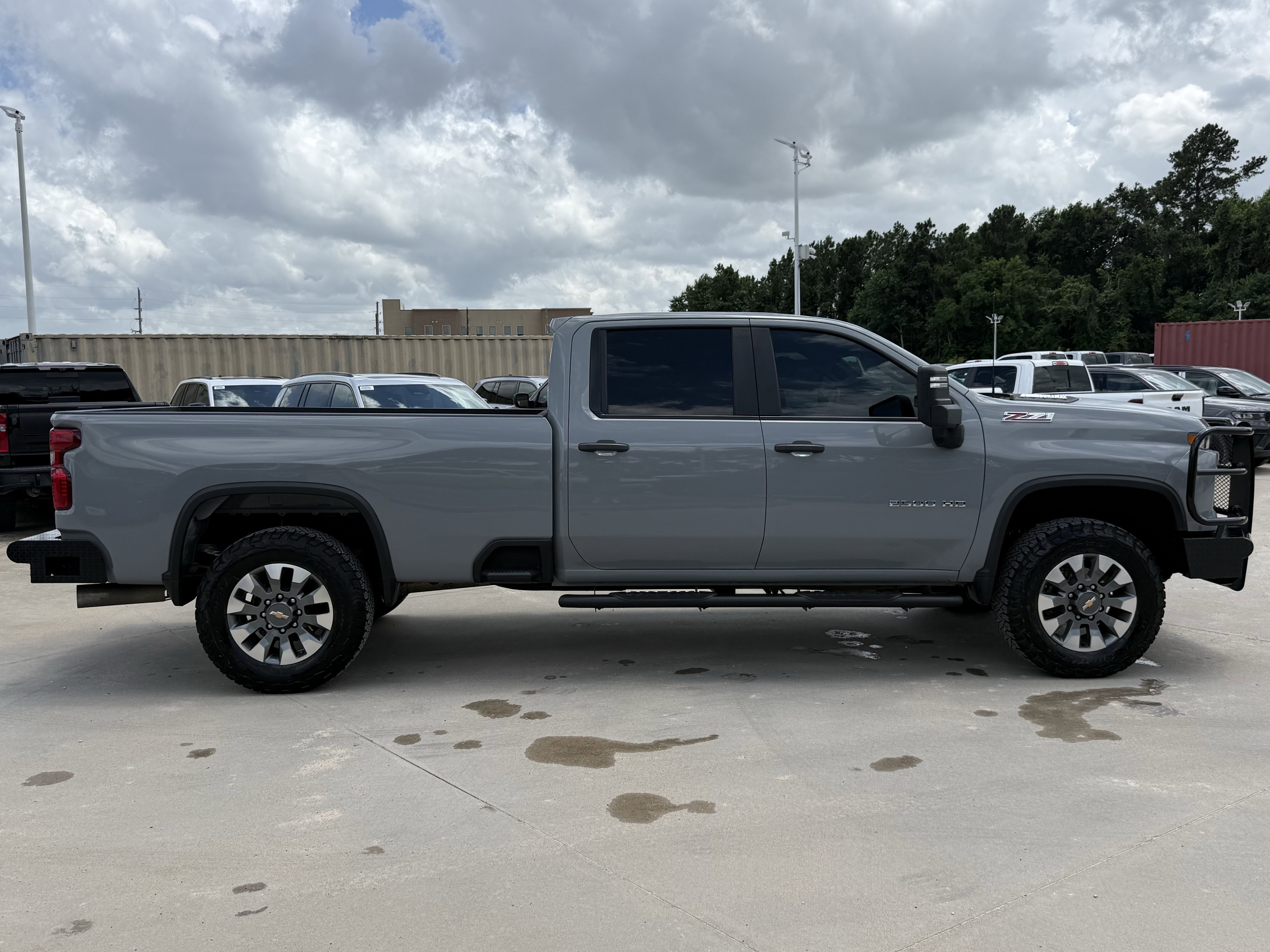 Used 2024 Slate Gray Metallic Chevrolet  image 3