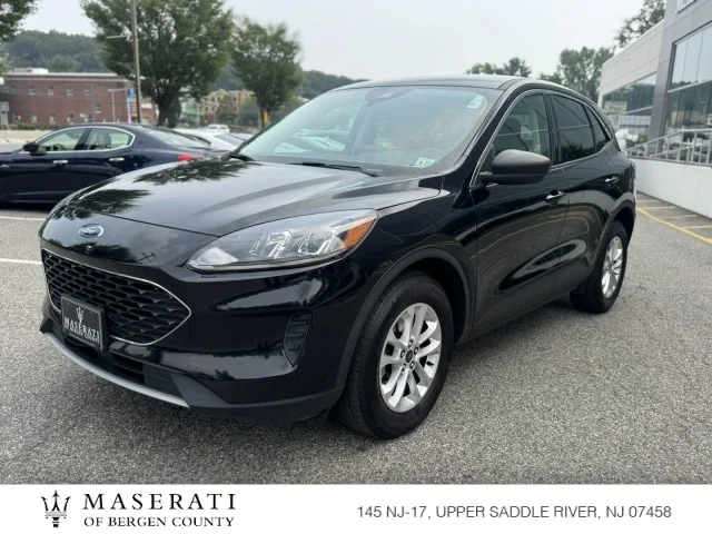 2022 Ford Escape SE AWD ~ COLD WEATHER PACKAGE !!! 30 MPG !!