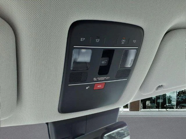 New 2026 White Hyundai SEL Premium image 27