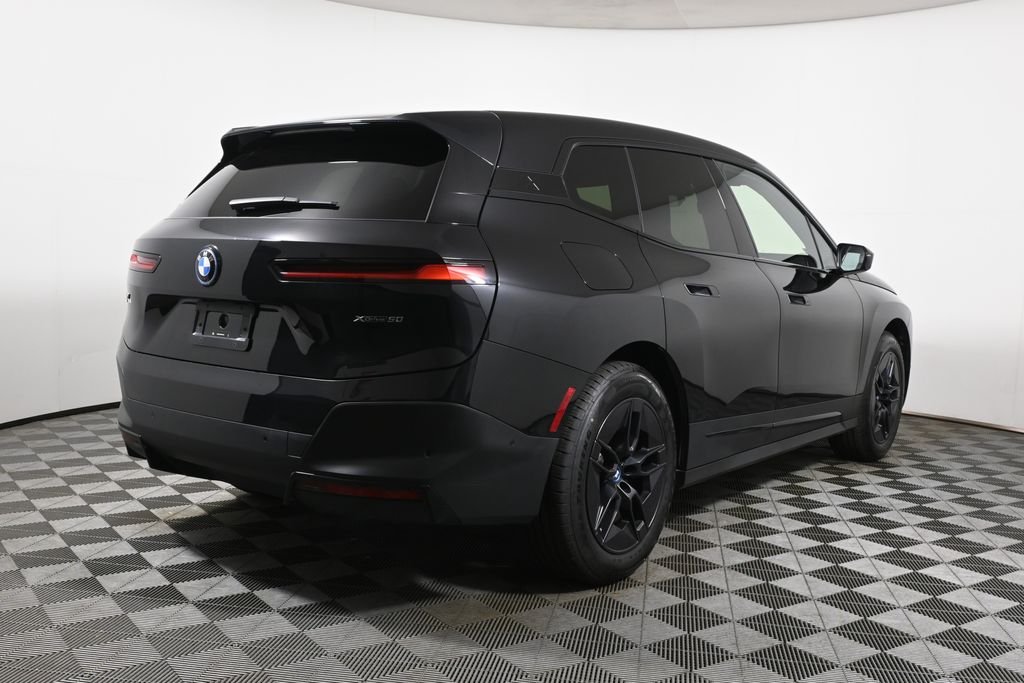 Certified Used 2024 Black Sapphire Metallic BMW xDrive50 image 7