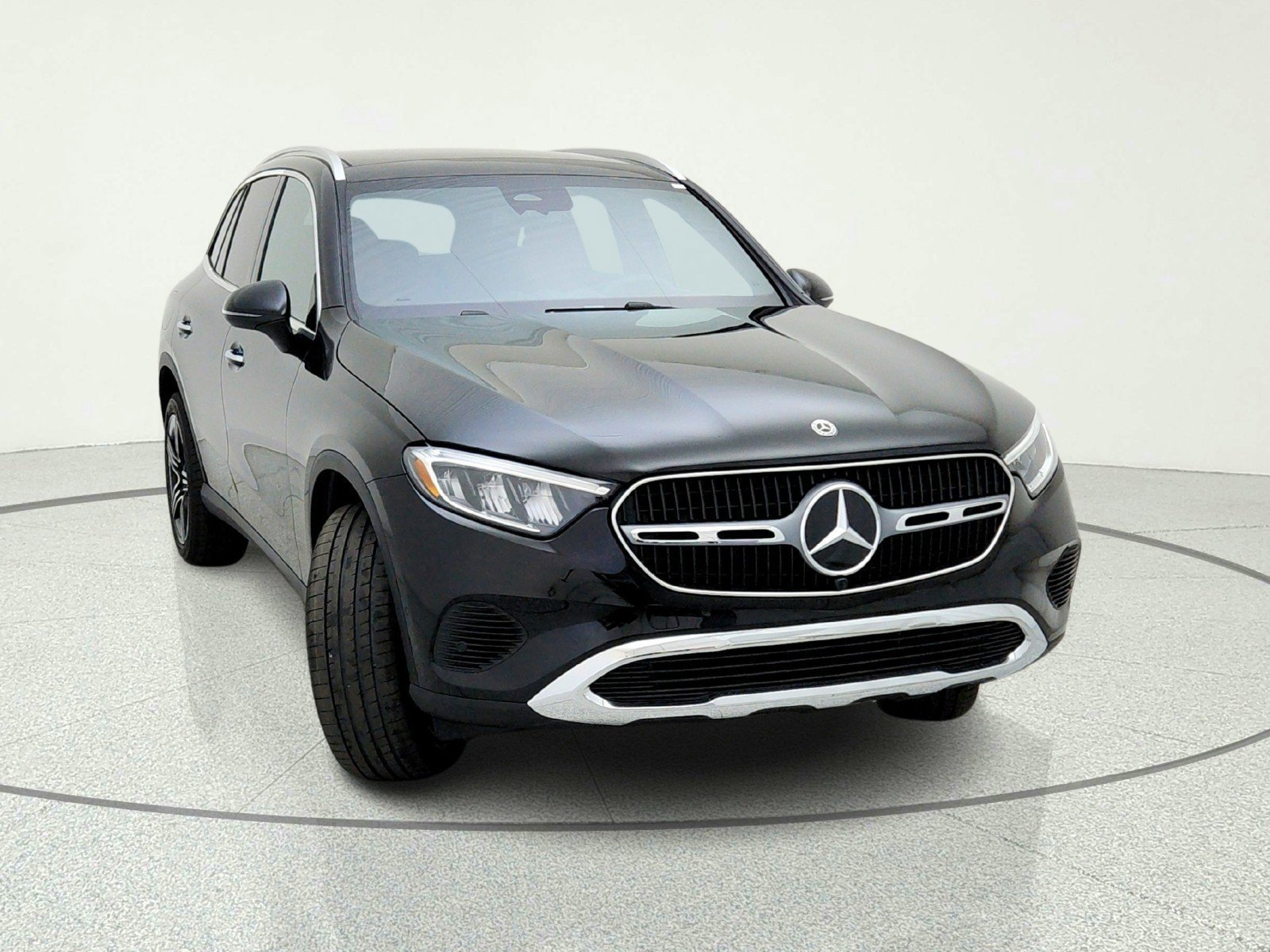 New 2026 Black Mercedes-Benz GLC 300 SUV image 25