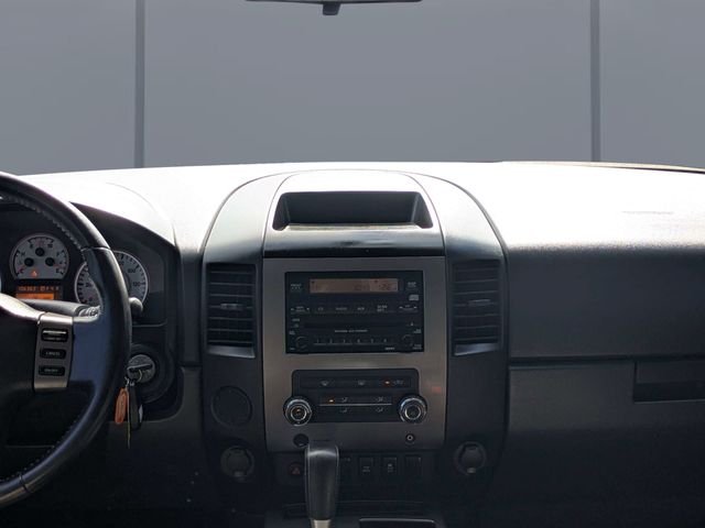 Used 2012 White Nissan SV image 18