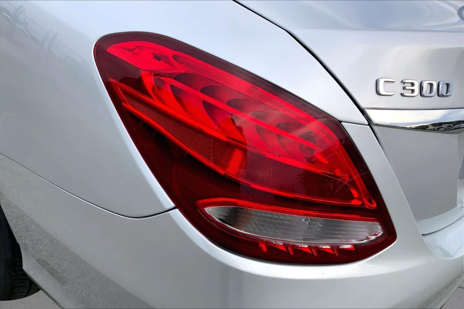 Used 2018 Iridium Silver Metallic Mercedes-Benz C 300 image 57