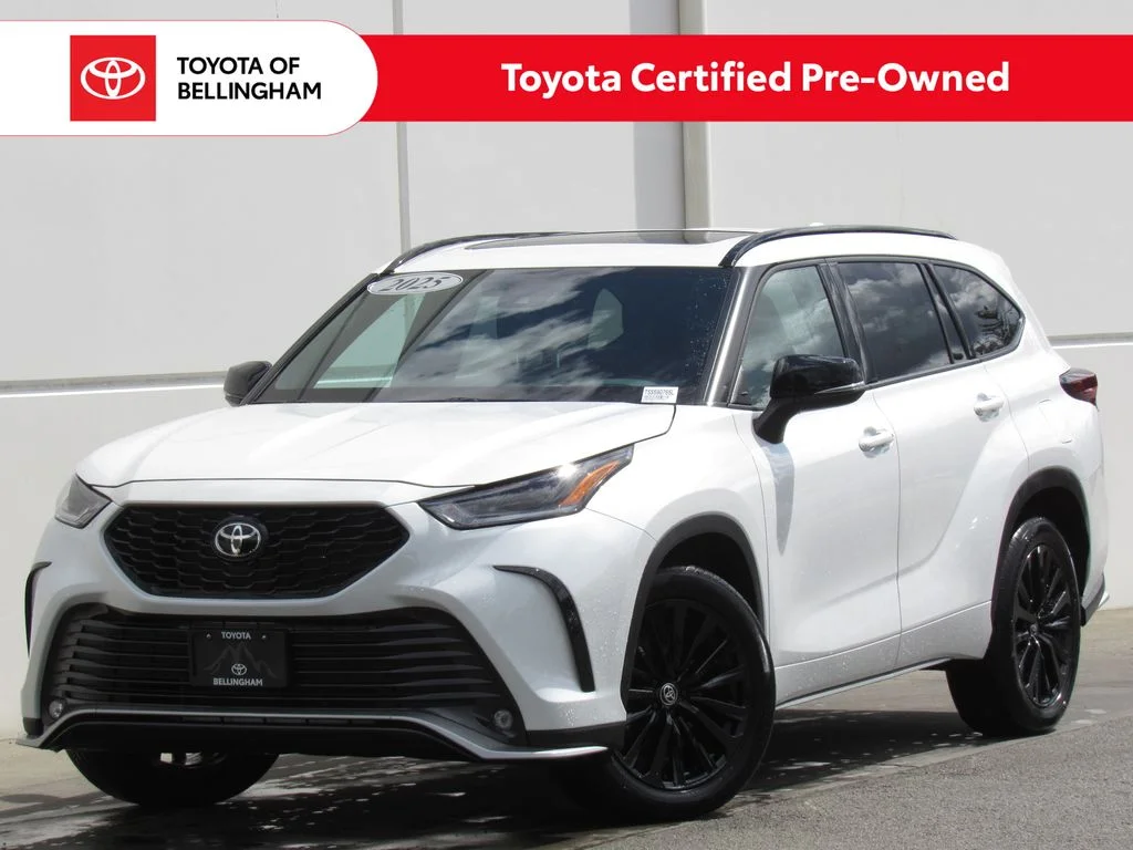 2025 Toyota Highlander XSE AWD's photo