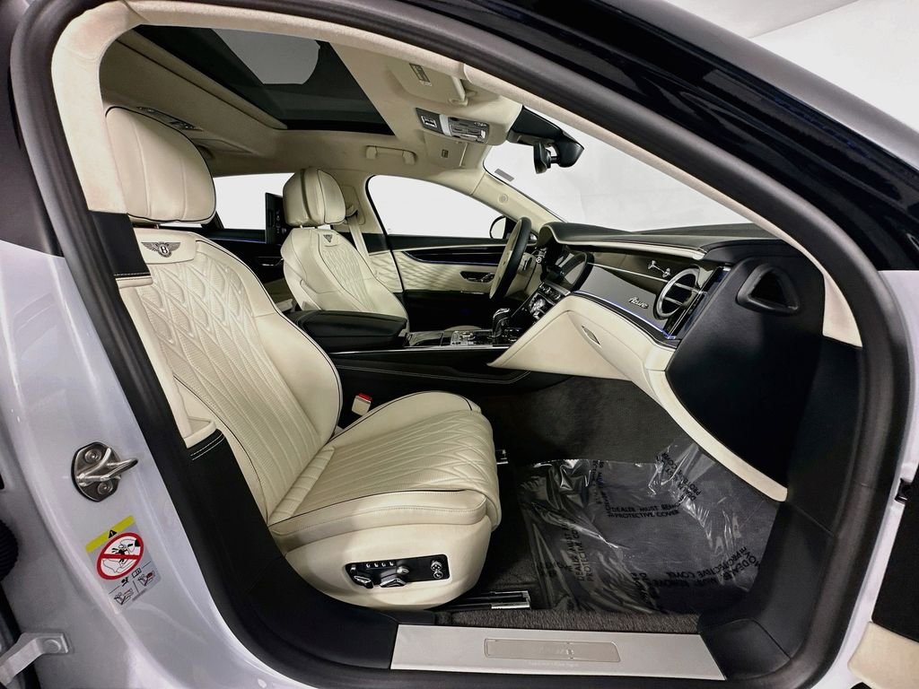 2026 Bentley Flying Spur Azure - Photo 30