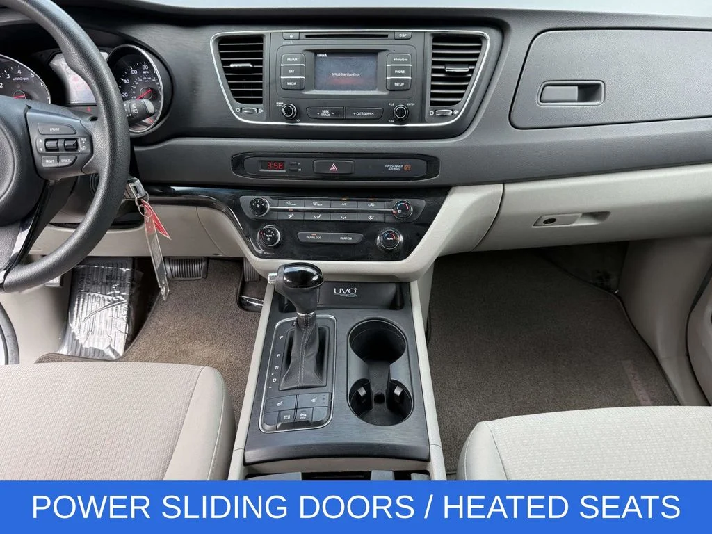 Used 2016 Silver Kia LX image 17