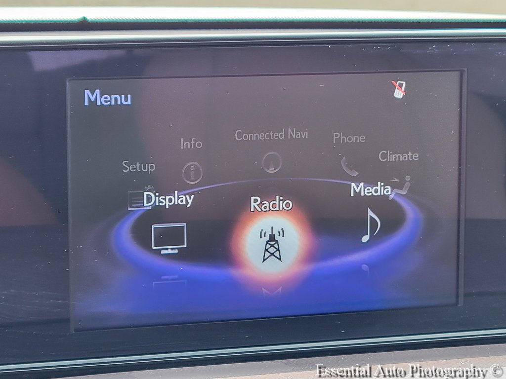 Used 2019 White Lexus 350 image 13