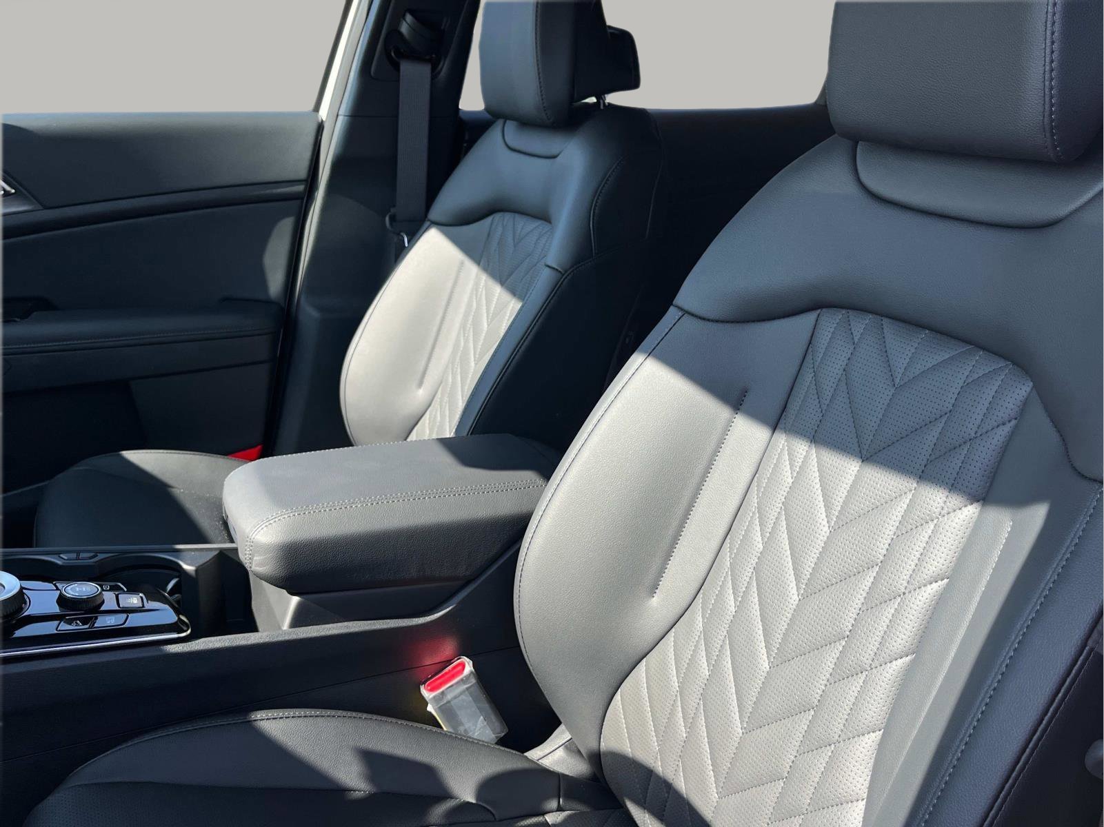 2025 Kia Sportage X-Line - Photo 25