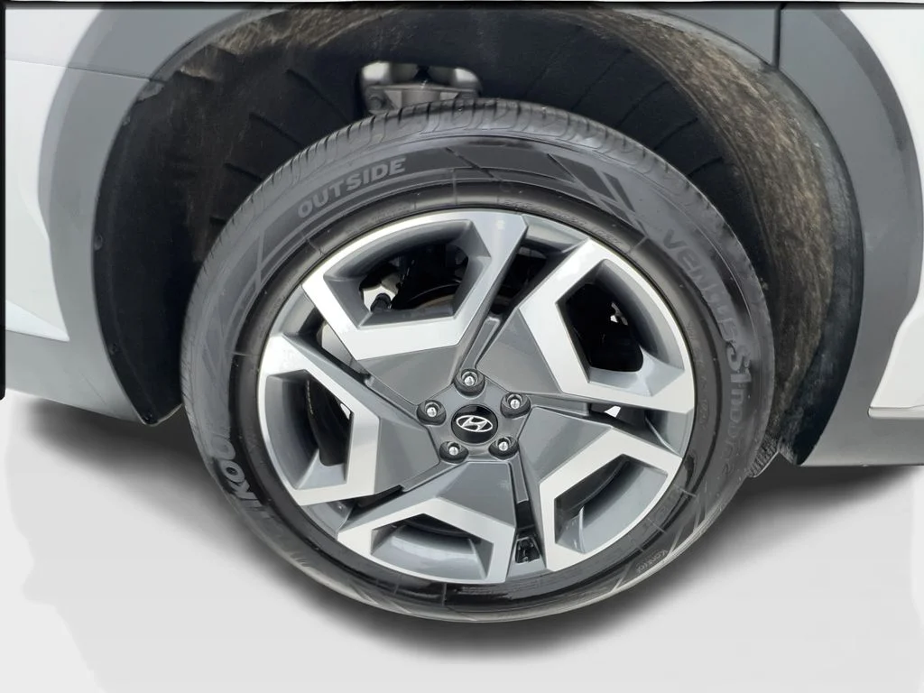 Used 2025 Silver Hyundai Limited image 14
