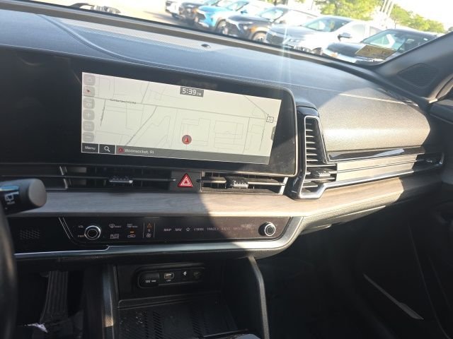 Used 2023 Black Kia X-Line image 19